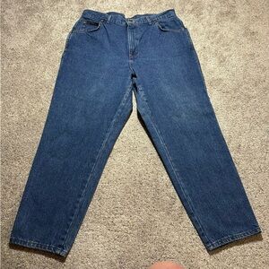VINTAGE Chic Made in USA High Rise Tapered "Mom Jeans" - Labeled 22, 17" waist
